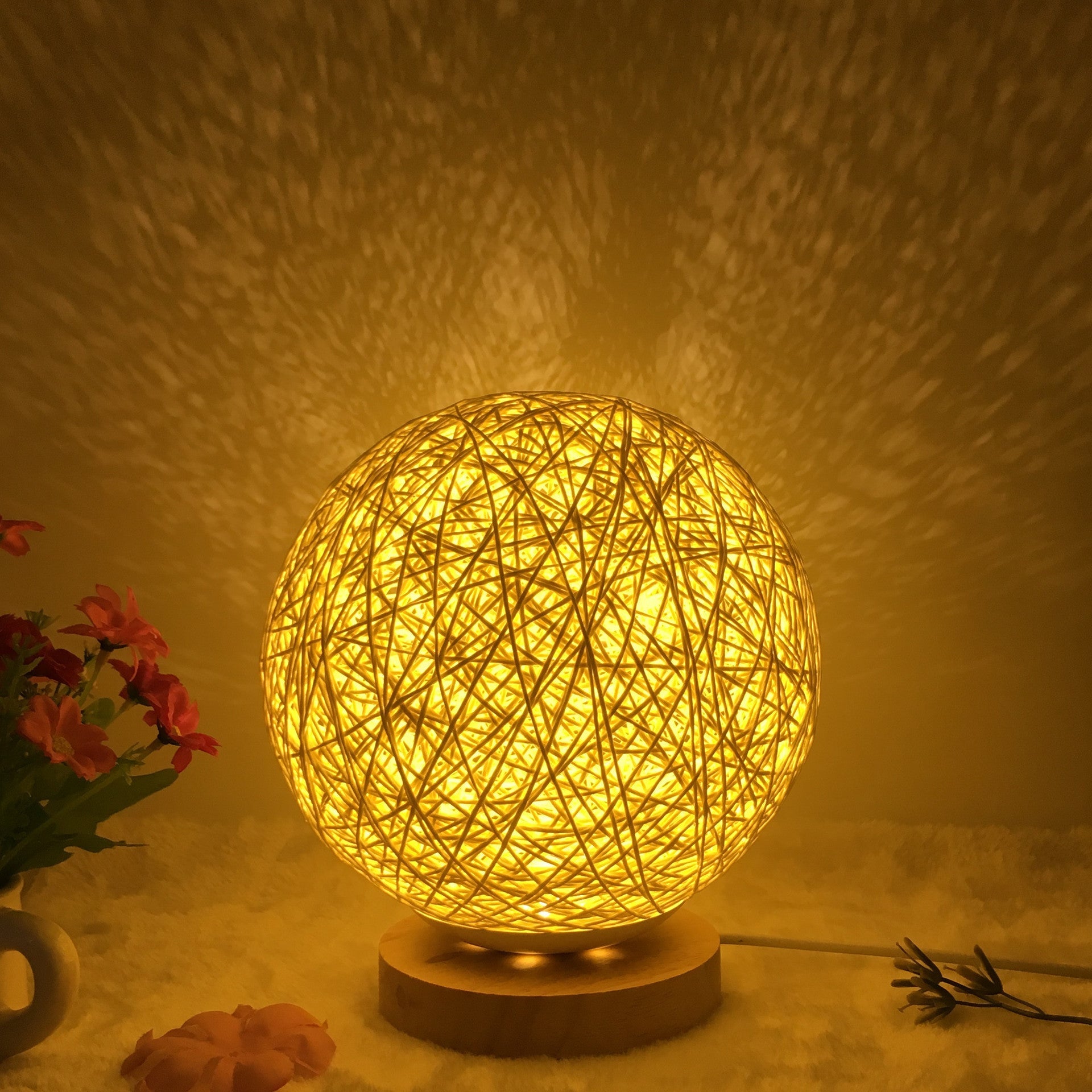 Creative Linen Table Lamp Novel and Unique LED Intelligent Rattan Ball Lamp COMFYAPPLI