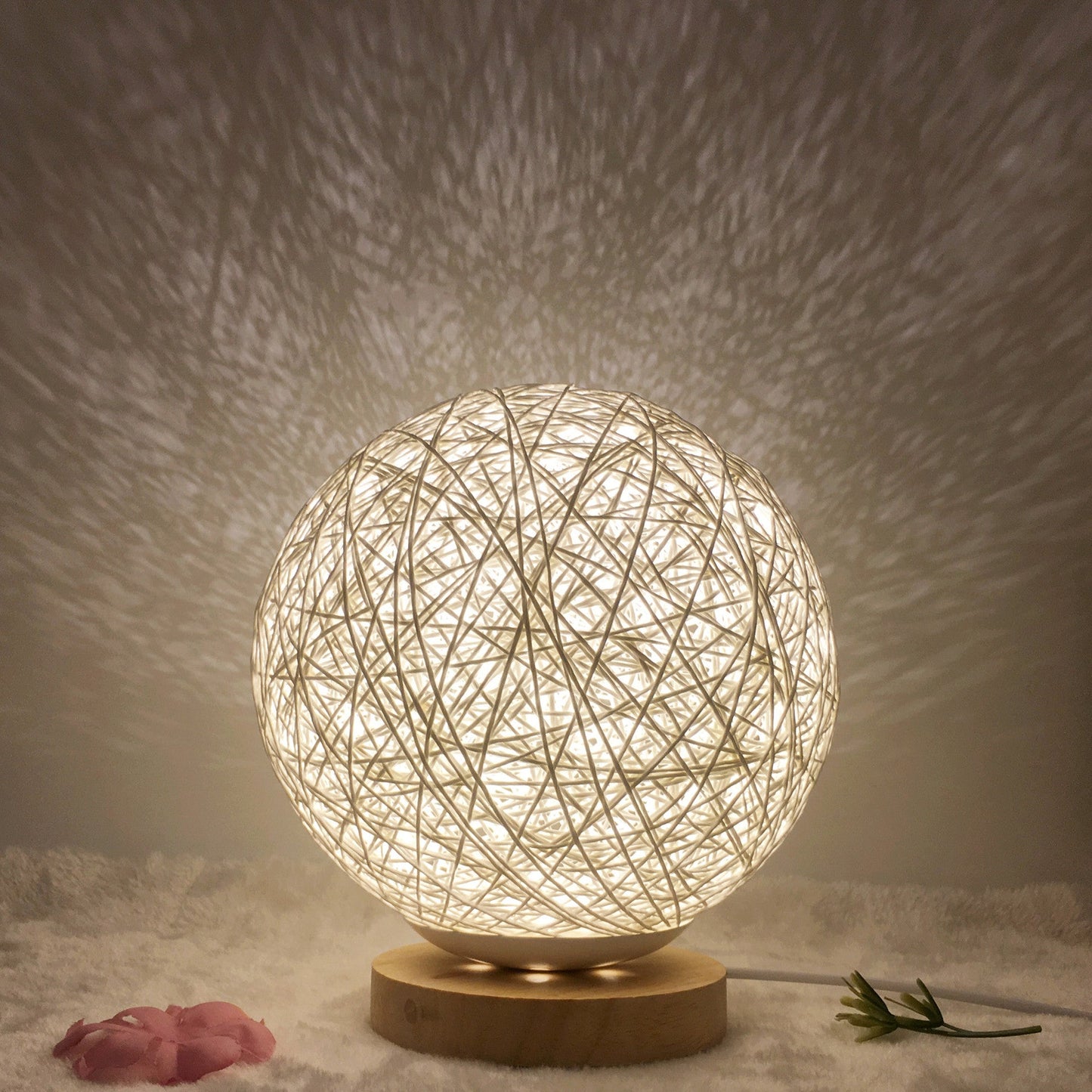 Creative Linen Table Lamp Novel and Unique LED Intelligent Rattan Ball Lamp COMFYAPPLI