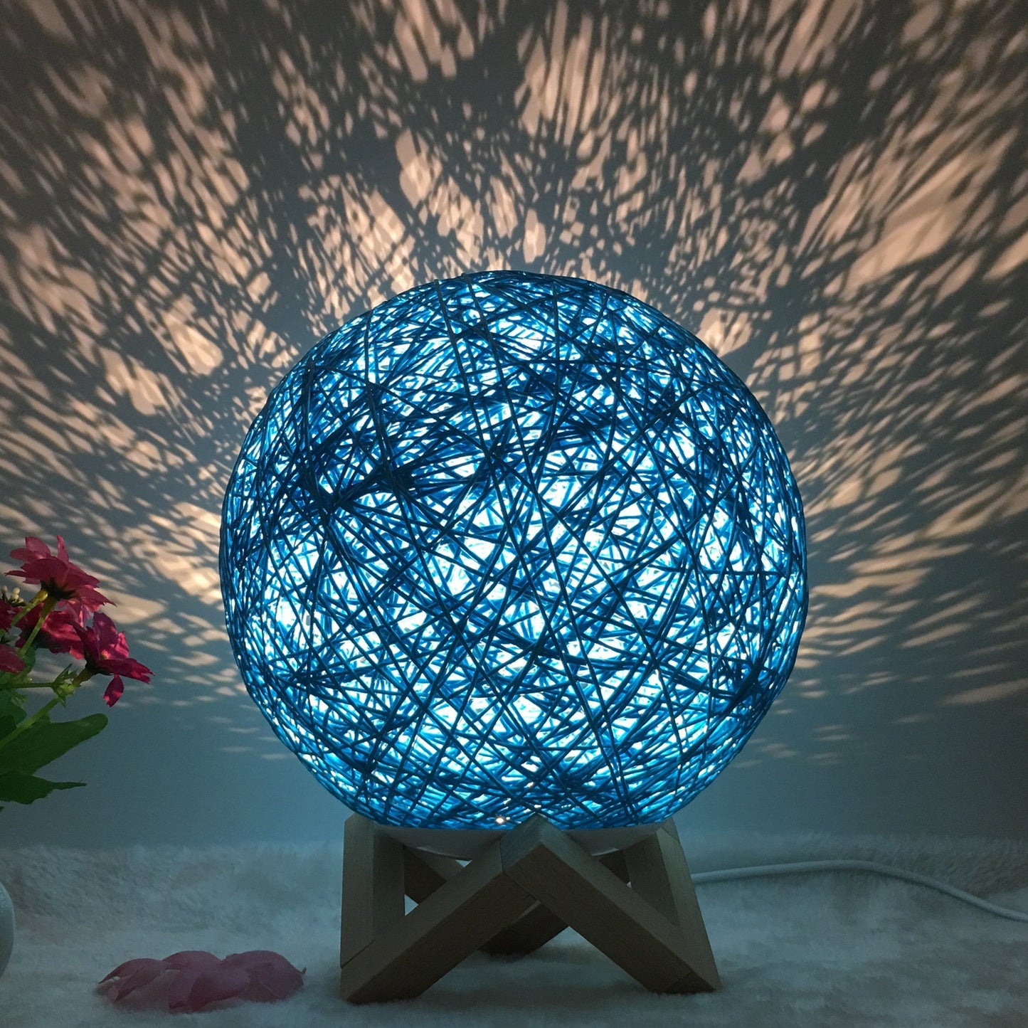 Creative Linen Table Lamp Novel and Unique LED Intelligent Rattan Ball Lamp COMFYAPPLI