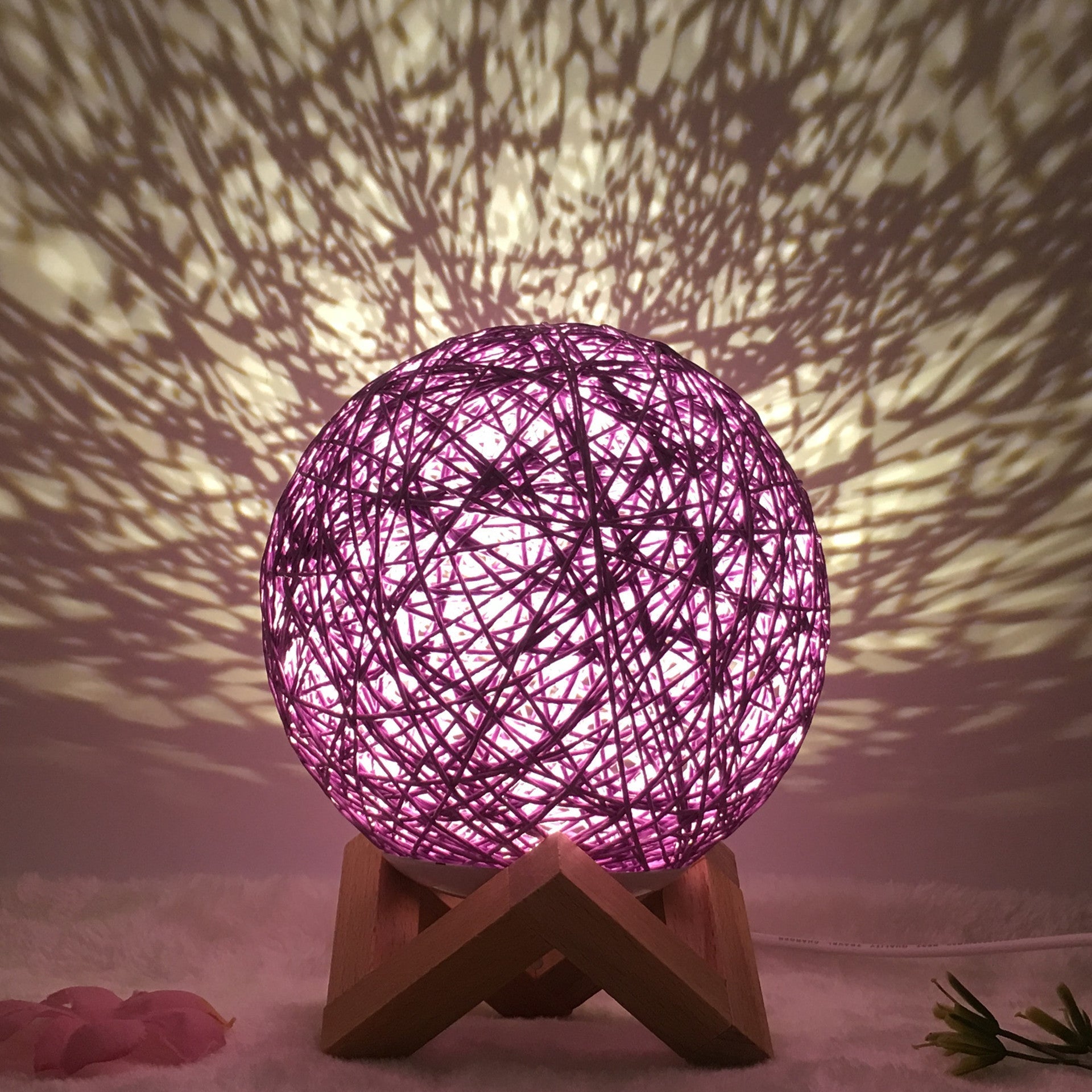 Creative Linen Table Lamp Novel and Unique LED Intelligent Rattan Ball Lamp COMFYAPPLI