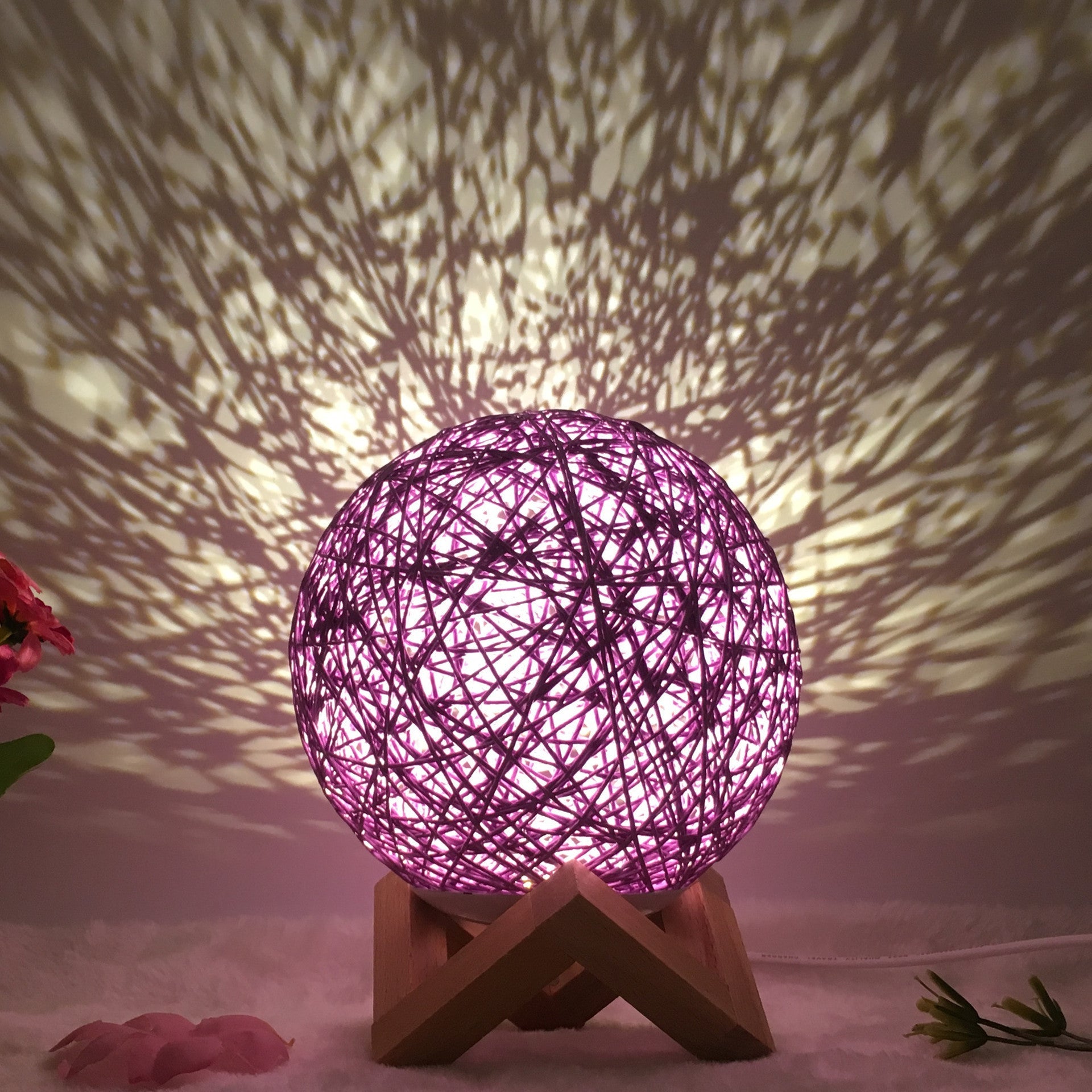 Creative Linen Table Lamp Novel and Unique LED Intelligent Rattan Ball Lamp COMFYAPPLI
