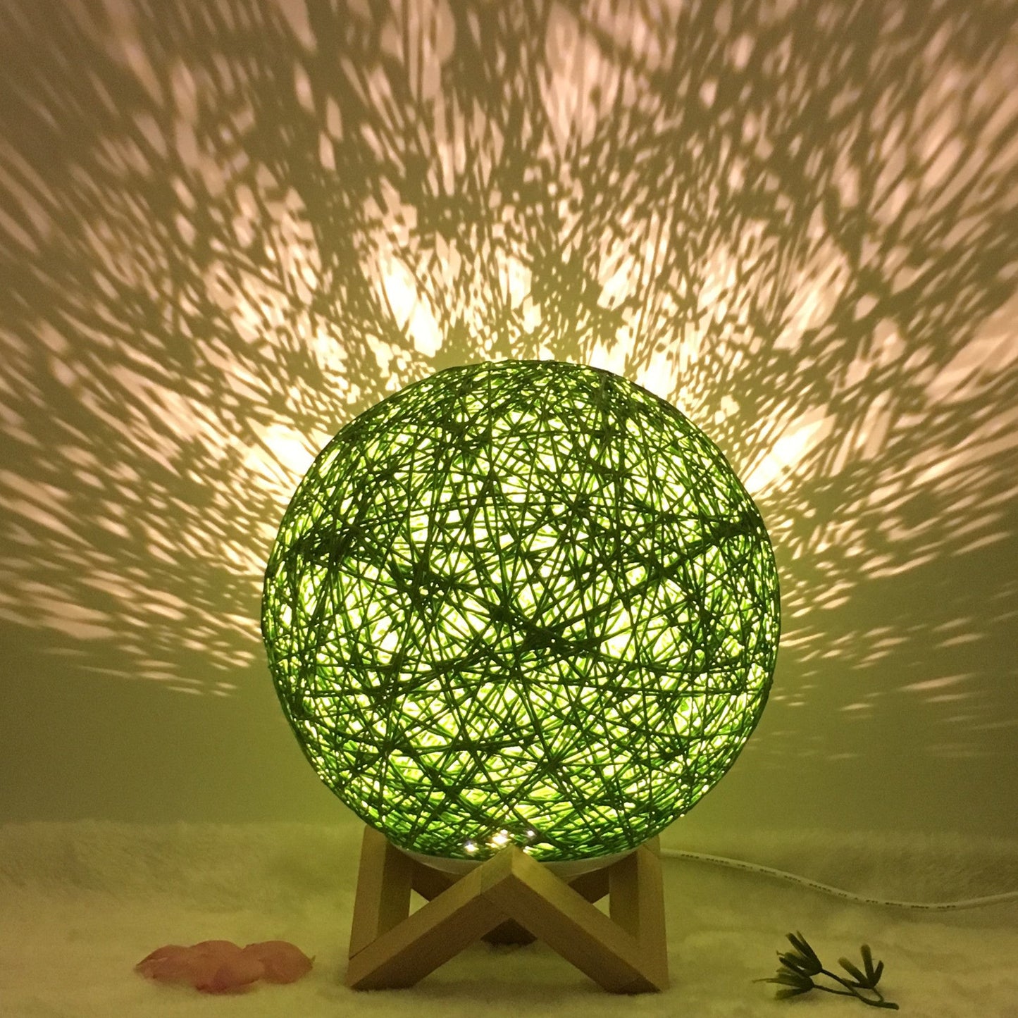Creative Linen Table Lamp Novel and Unique LED Intelligent Rattan Ball Lamp COMFYAPPLI