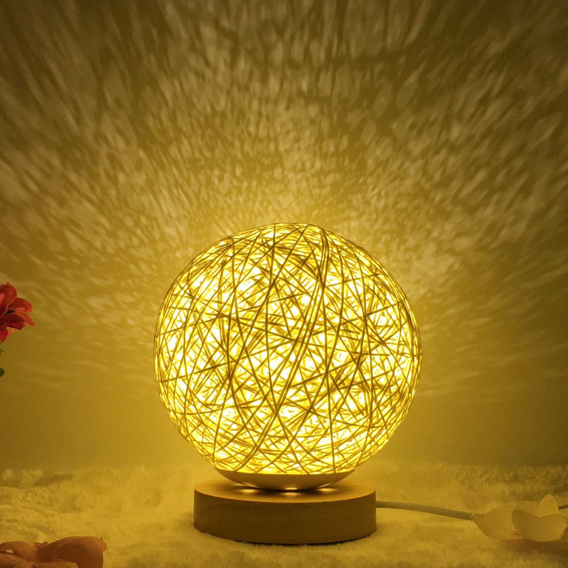 Creative Linen Table Lamp Novel and Unique LED Intelligent Rattan Ball Lamp COMFYAPPLI