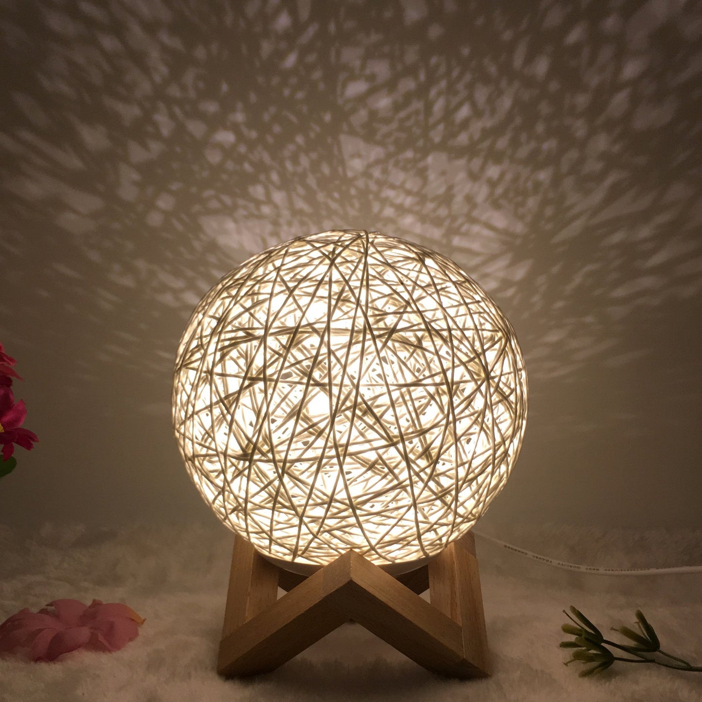 Creative Linen Table Lamp Novel and Unique LED Intelligent Rattan Ball Lamp COMFYAPPLI