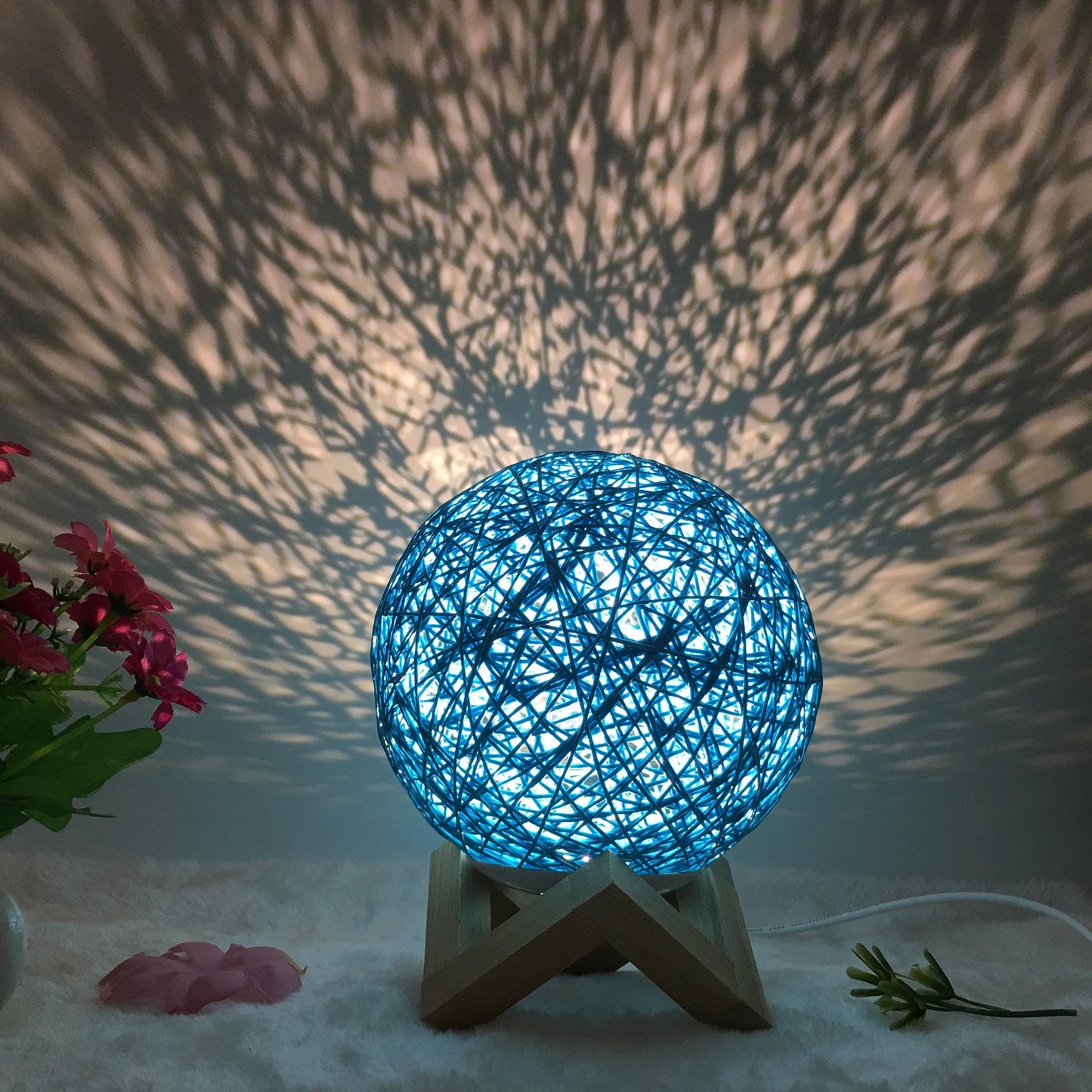 Creative Linen Table Lamp Novel and Unique LED Intelligent Rattan Ball Lamp COMFYAPPLI